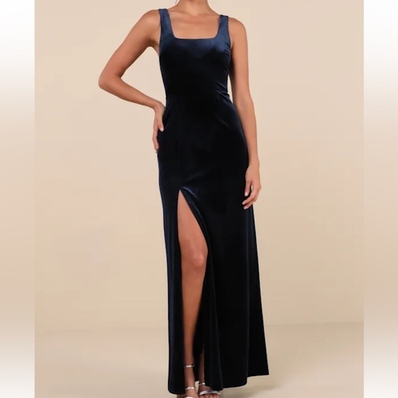 Lulus Elegant Sweetie Dark Navy Velvet Square Neck Maxi Dress size L NWOT - Picture 1 of 11